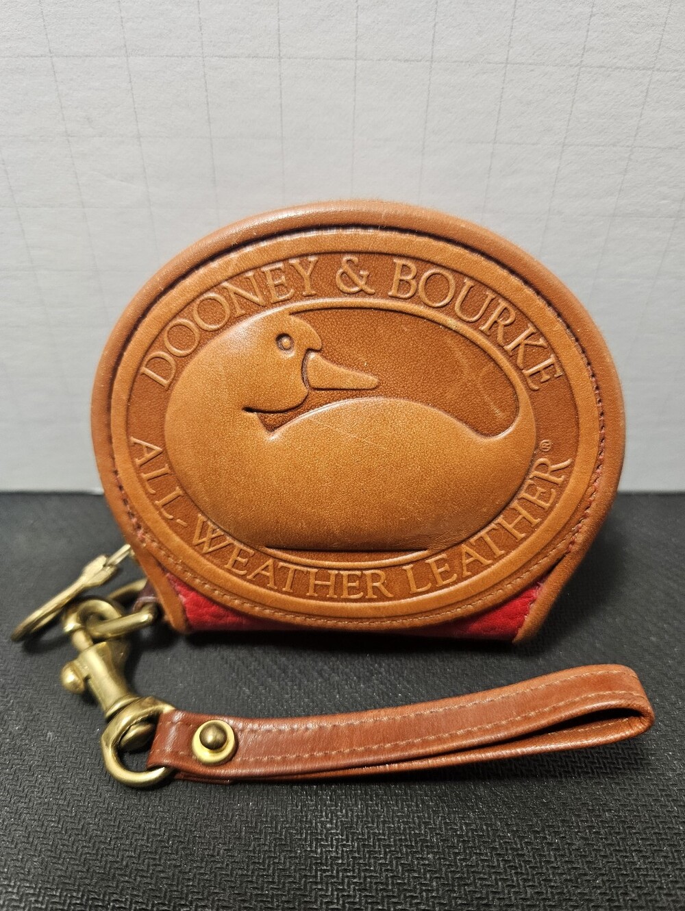 Vintage Dooney & Bourke All-Weather Leather Big Duck Coin Purse Wristlet Red Tan